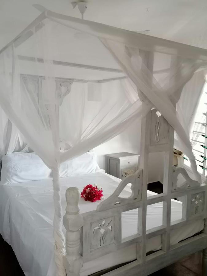 Coral Key Villa Малинди Екстериор снимка