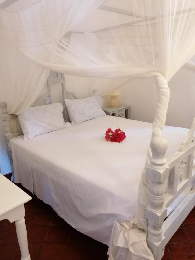 Coral Key Villa Малинди Екстериор снимка